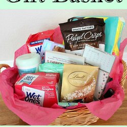 Admirable This New Mom Gift Basket Is The Perfect For So Many Gifts Baby Shower Moms Parents Mommy Baskets