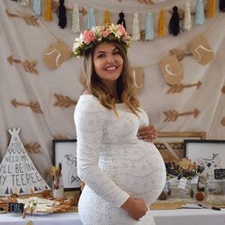 Magnificent Dress Code For Miss Baby Shower Outfit Ideas Maternity