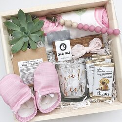 Brilliant Baby Gift Box New Mom Shower Bow Gifts Newborn
