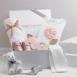 Cool Baby Girl Gift Set Shower Gifts Cute Box Easy Curated Baskets Basket Items