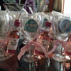 Superb Baby Shower Gifts For Game Winners Created This Gift With Ice Raffle Diaper Prizes Wine Hand Dollar