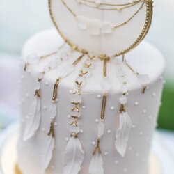 See How Jillian Harris Is Celebrating Baby With This Garden Shower Cake Wedding Catcher Dream Chic Bohemian